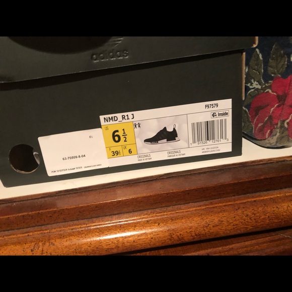 Adidas - Picture 6 of 6